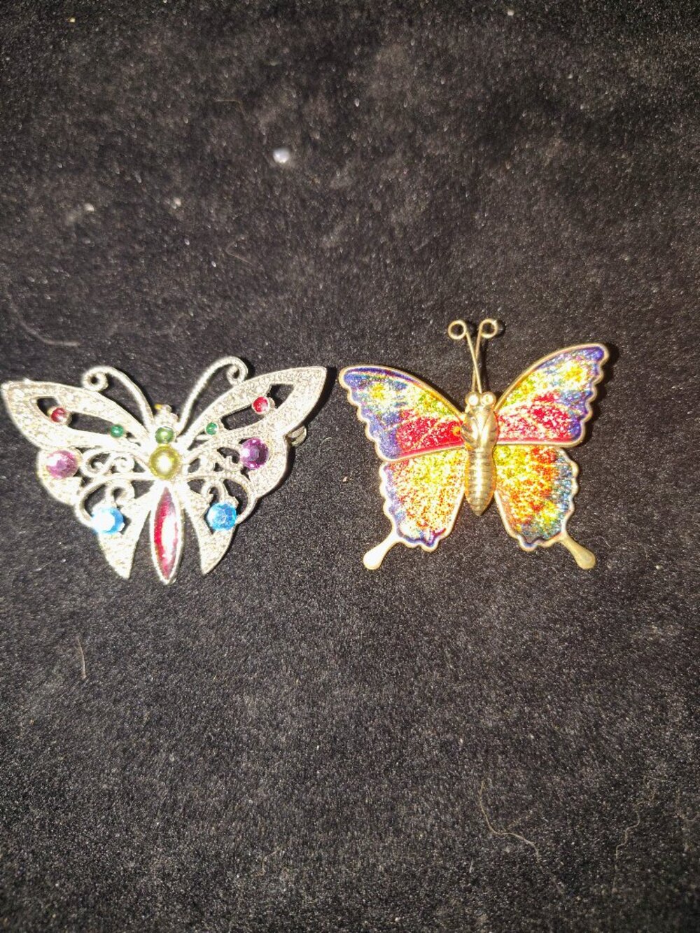 Vintage Butterfly Brooch Pair – Rhinestone & Glitter Enamel Set